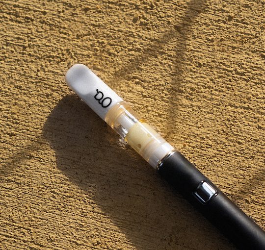 Photograph of product: Head Hunter | Live Rosin | 0.5g 510 Cartridge