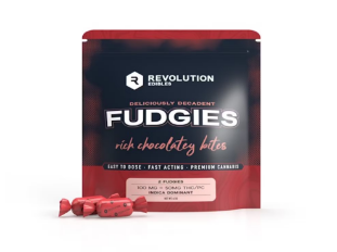 Photograph of product: Chocolate Chews | Revolution | Super Fudgie [Oui'd] [1pk]