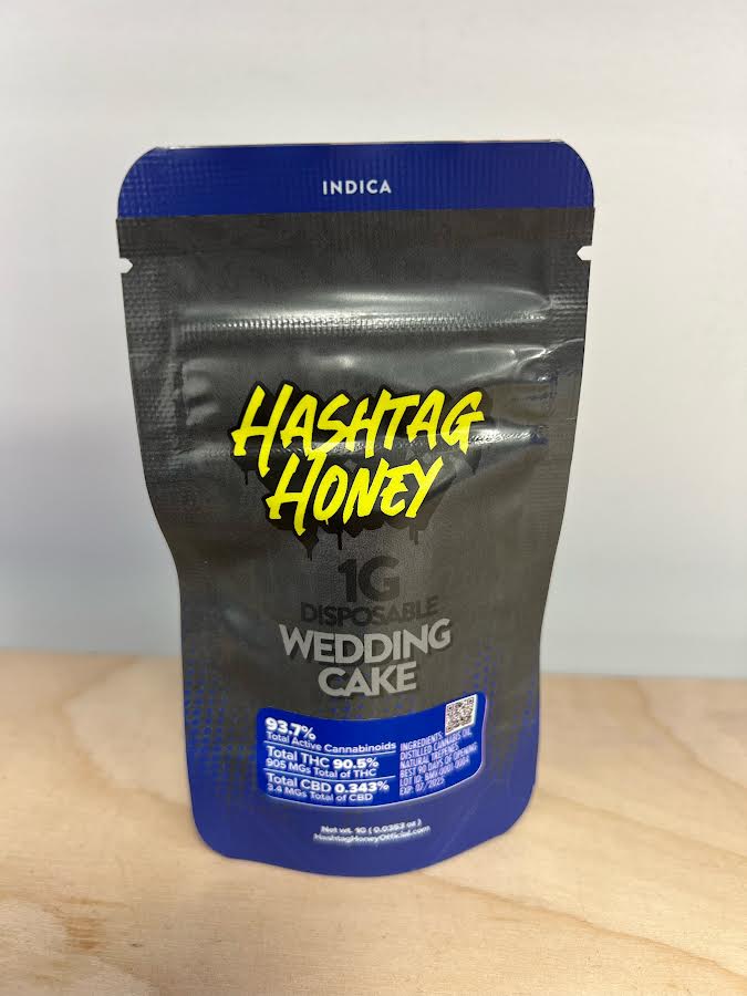 Photograph of product: au chocolattag Honey Wedding Cake AIO Vape