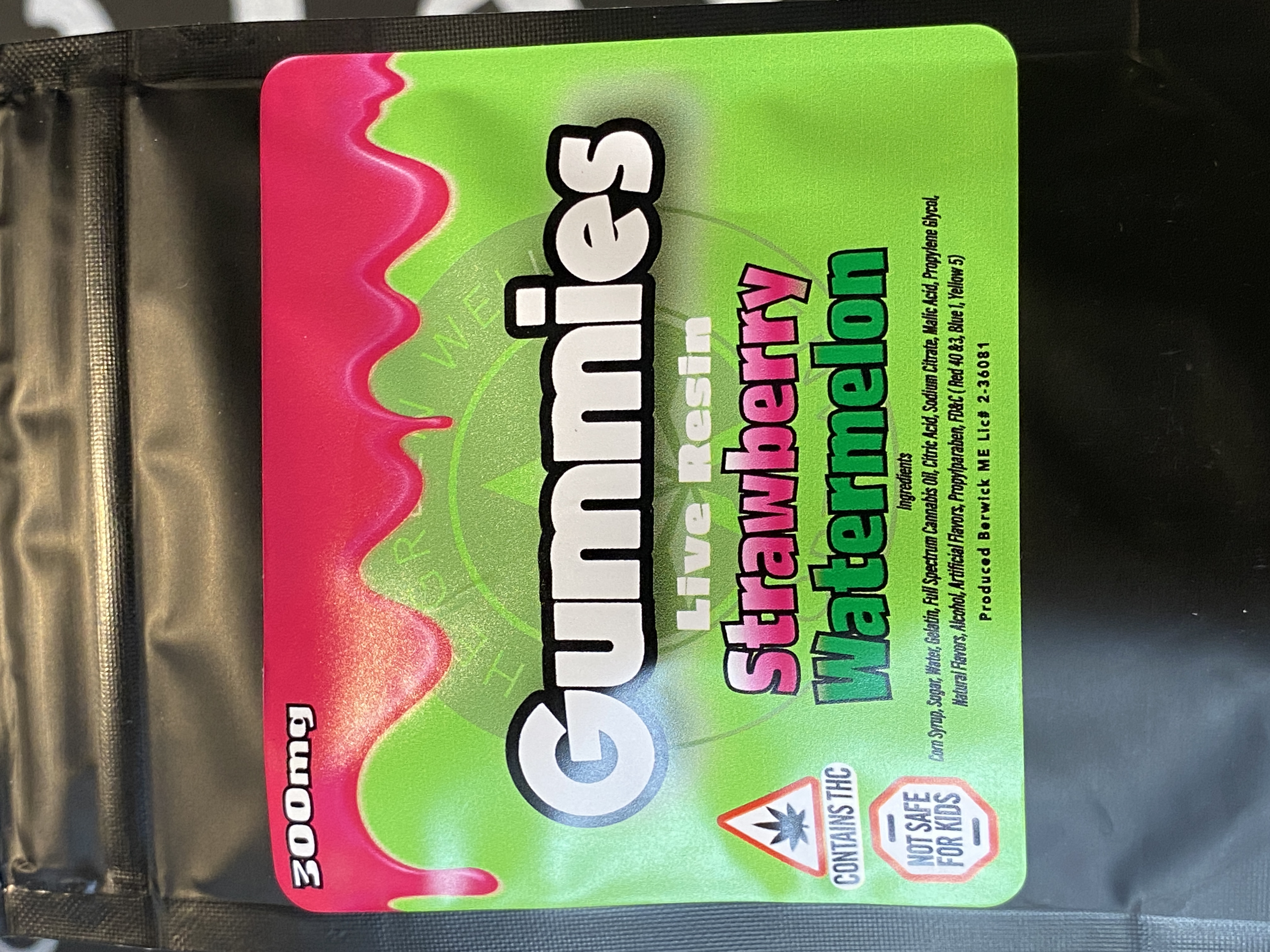 Photograph of product: Strawberry Watermelon | Live Resin | Gummies | (300mg)