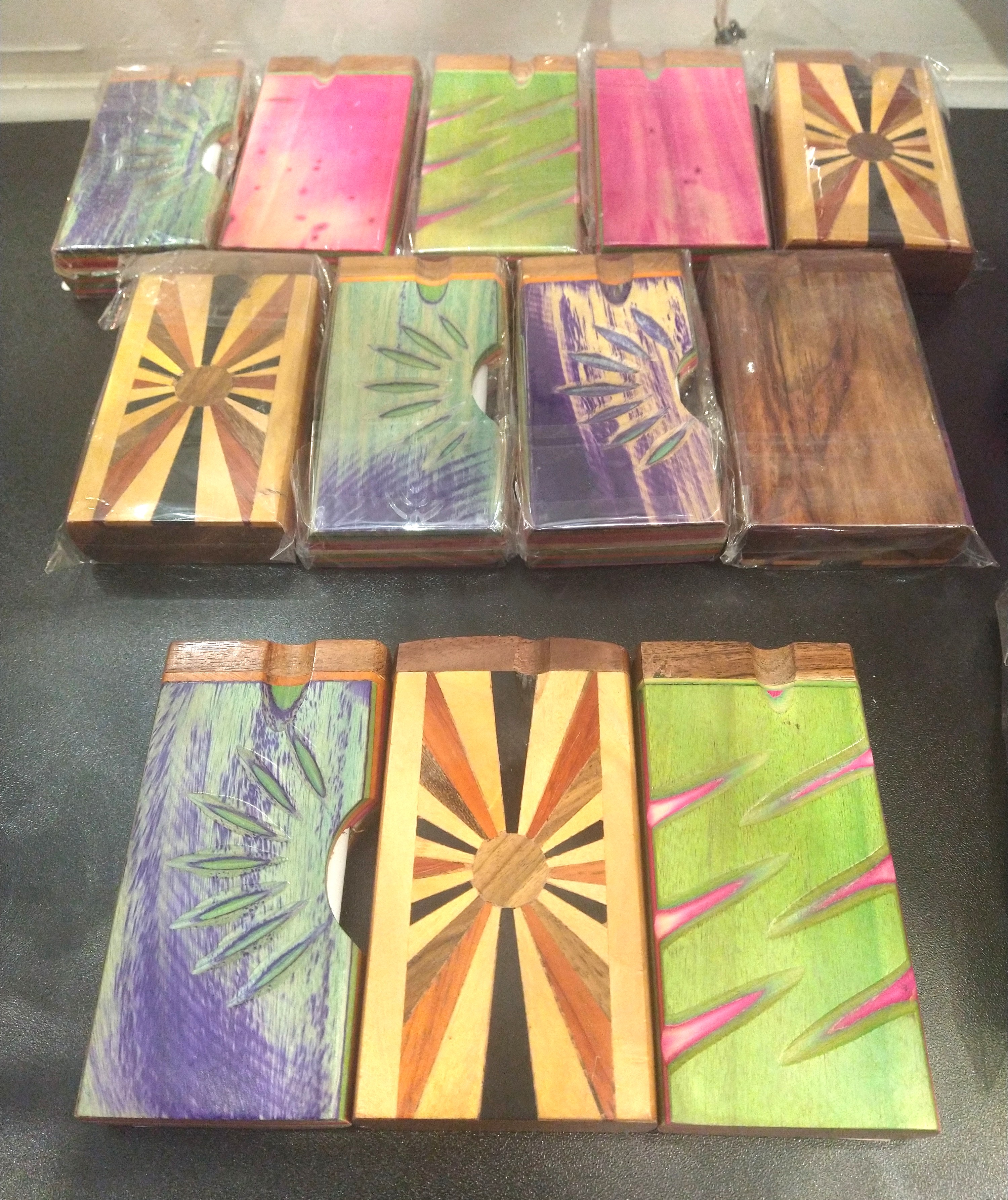 Photograph of product: Four Inch Dugout | Wooden Dugout | One Hitter Included