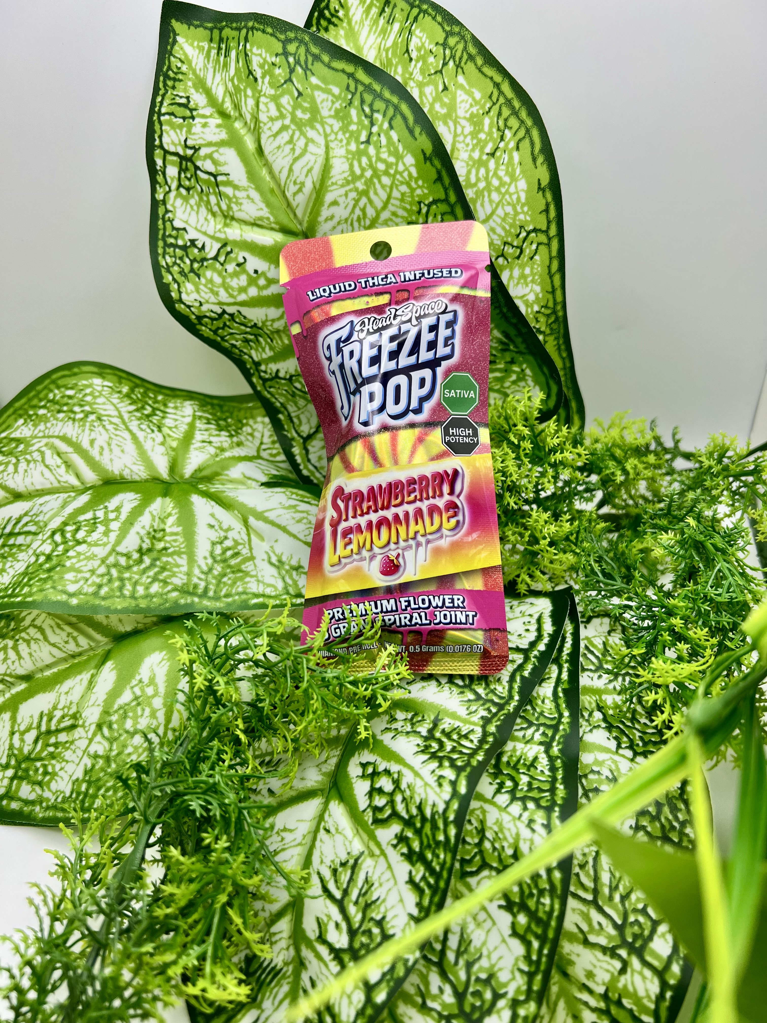 Photograph of product: Freeze Pop - Strawberry Lemonade - .5g