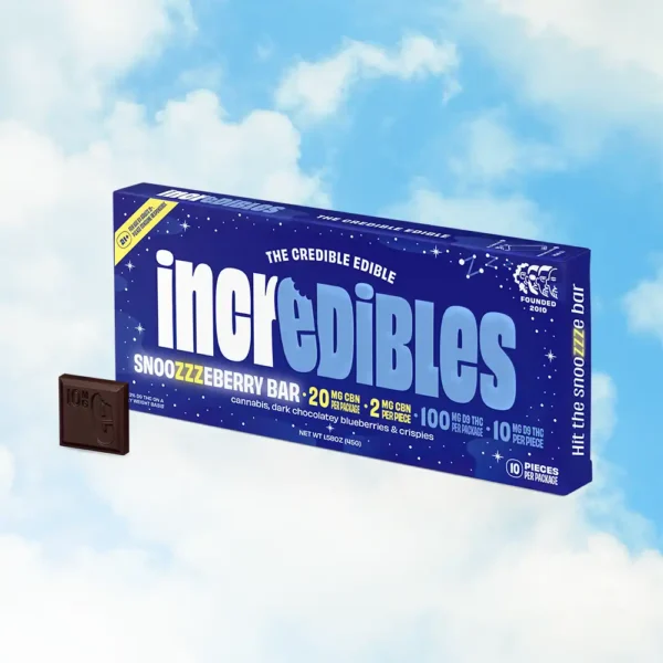 Photograph of product: Incredibles Snoozzzeberry Dark Chocolate w/ Blueberries & Crispies 100mg