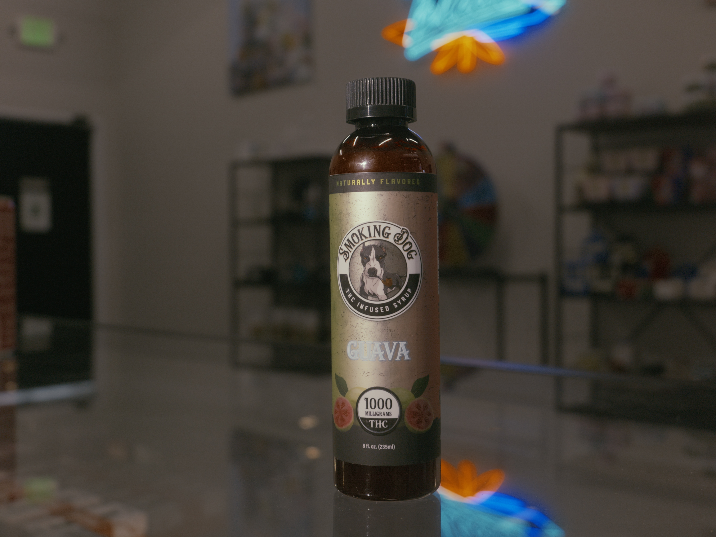 Photograph of product: SMOKING DOG - SYRUP - GUAVA