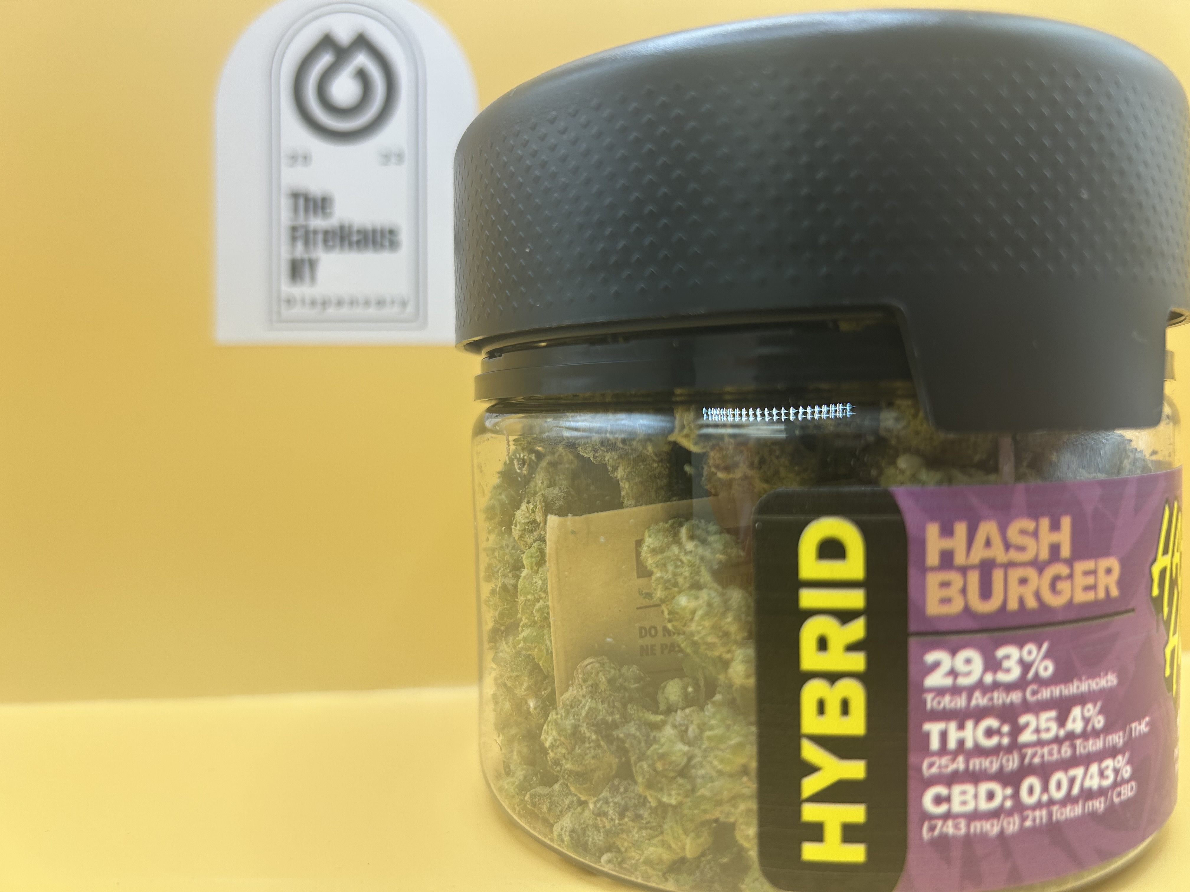 Photograph of product: au chocolatTAG HONEY I au chocolat BURGER I HYBRID | 25.4% TH-oui | 28G FLOWER SMALLS