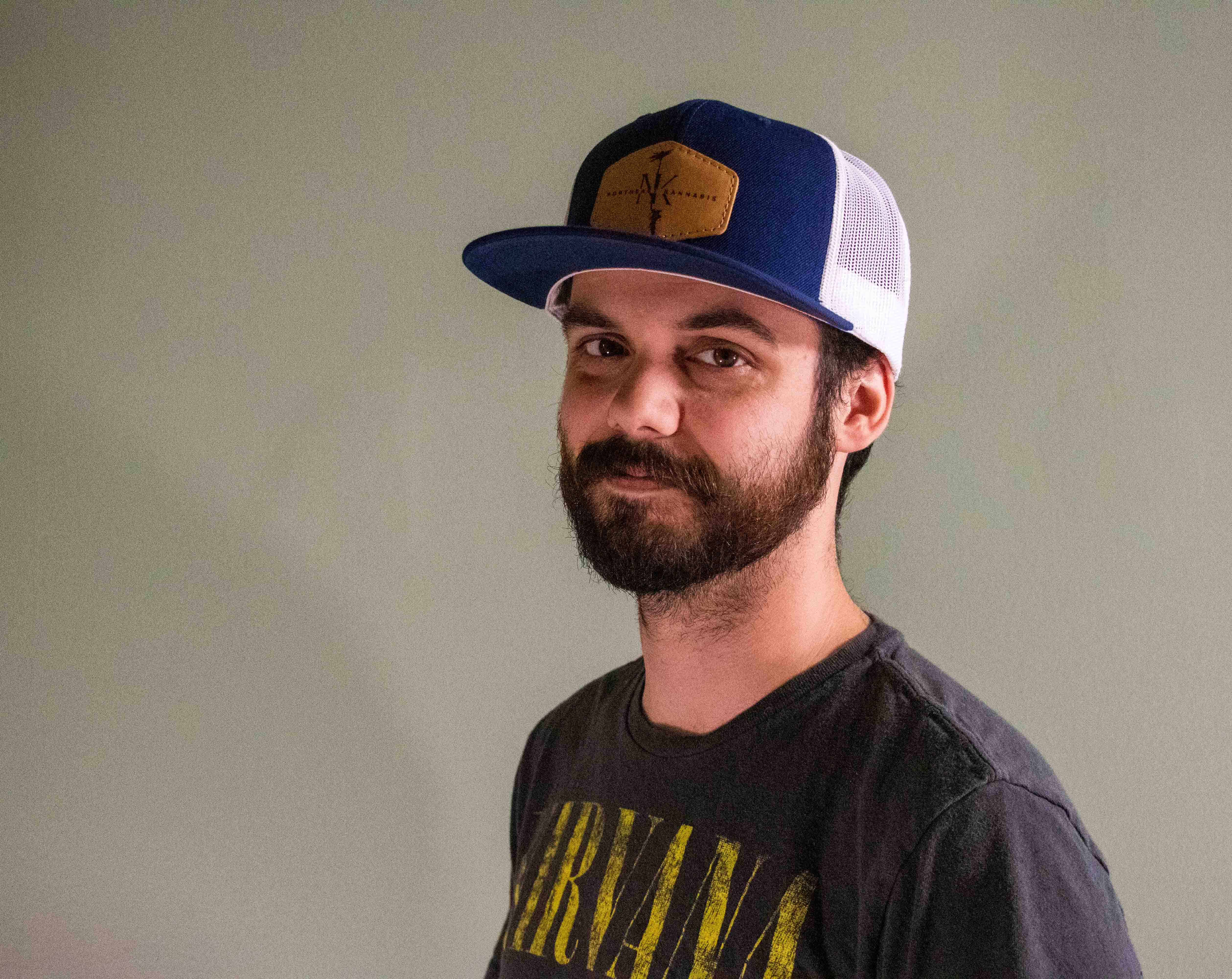Photograph of product: Flat bill I Plant Logo I Navy/White