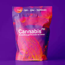 Photograph of product: AU Oui'd PM: Manhattan 1:1:1 50mg Gummie