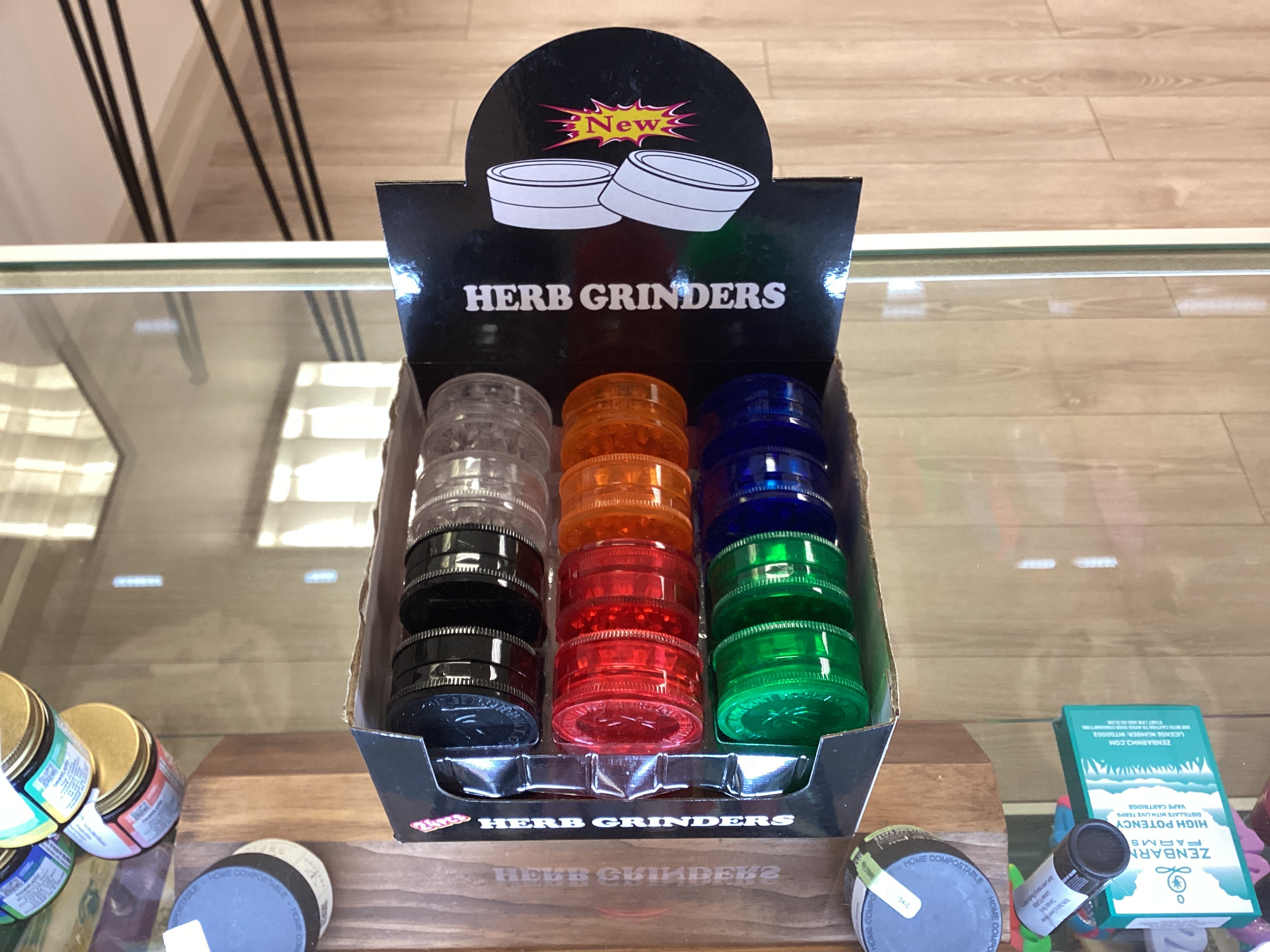 Photograph of product: 40mm Acrylic Grinder 2pc