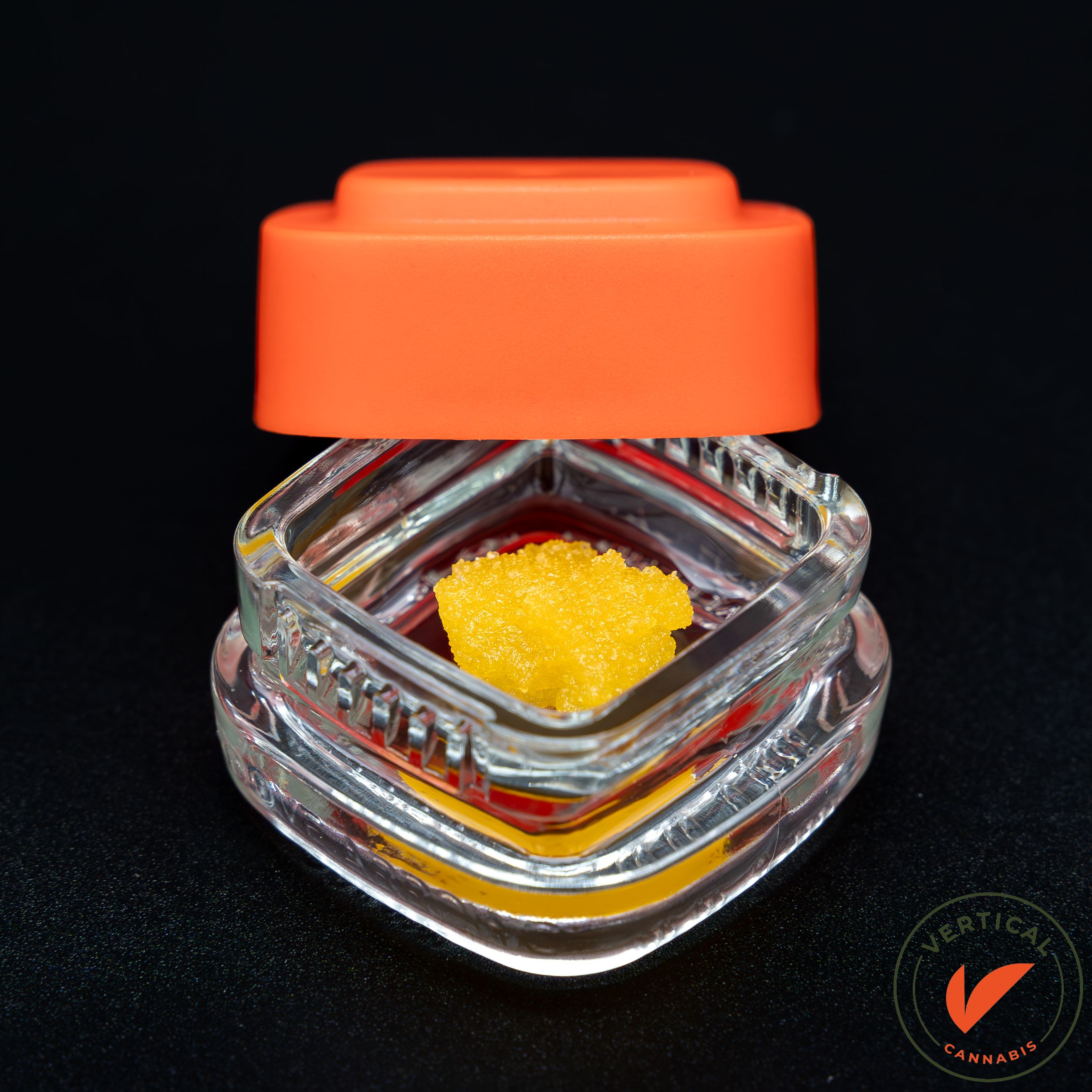 Photograph of product: VERTICAL - PEACH BREATH LIVE SUGAR 3.5G HYBRID