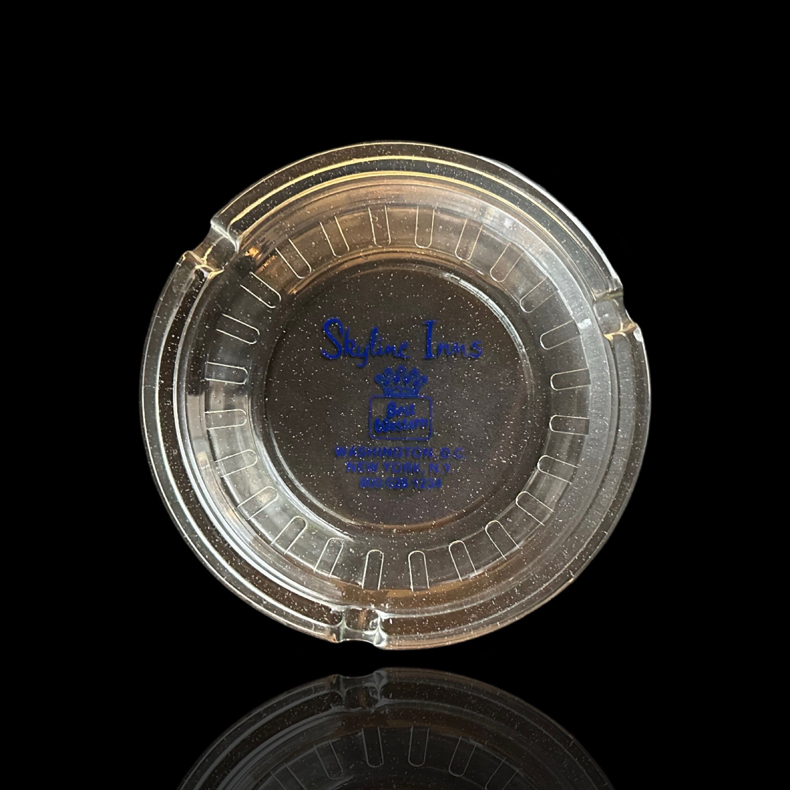 Photograph of product: The Hotel Ashtray Collection:  Skyline Inns  -  DC / NYC