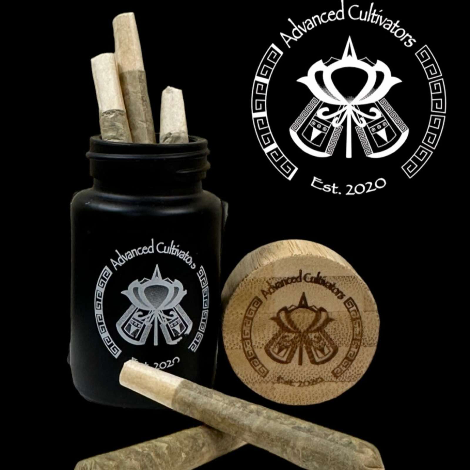 Photograph of product: Wing Suit (2.5g Pre-Roll Pack 0.5g 5pk)