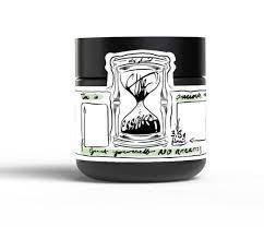 Photograph of product: (the) Essence | B52 Bomber | 3.5g