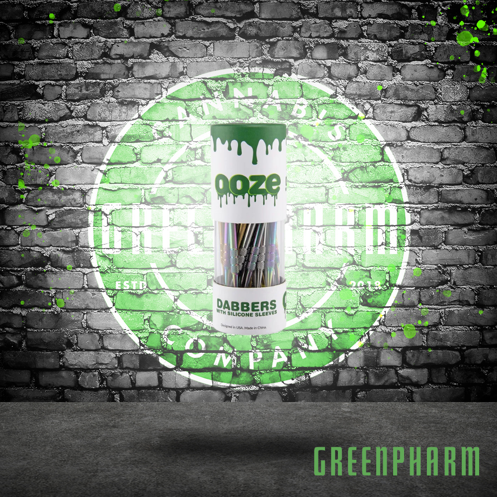 Photograph of product: Ooze Dab Tool & Silicone Sleeve