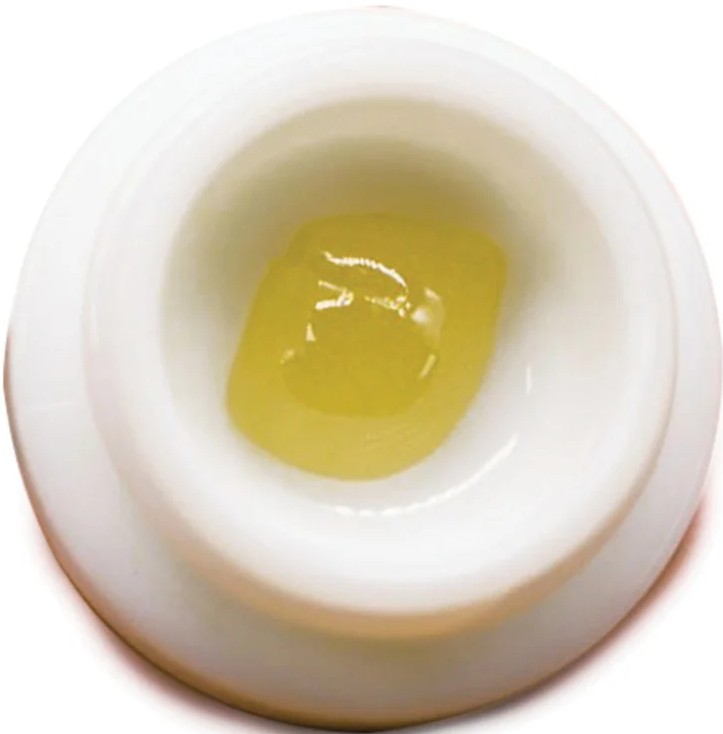 Photograph of product: Olio - Premium Cold Cure Rosin - Bellissimo 90&120 (H)