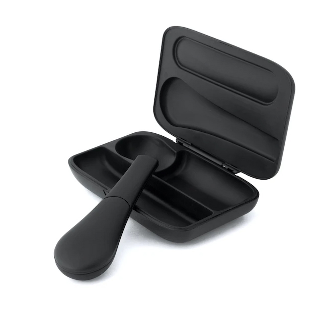 Photograph of product: #31 J3 METAL PIPE BLACK - ONE SIZE