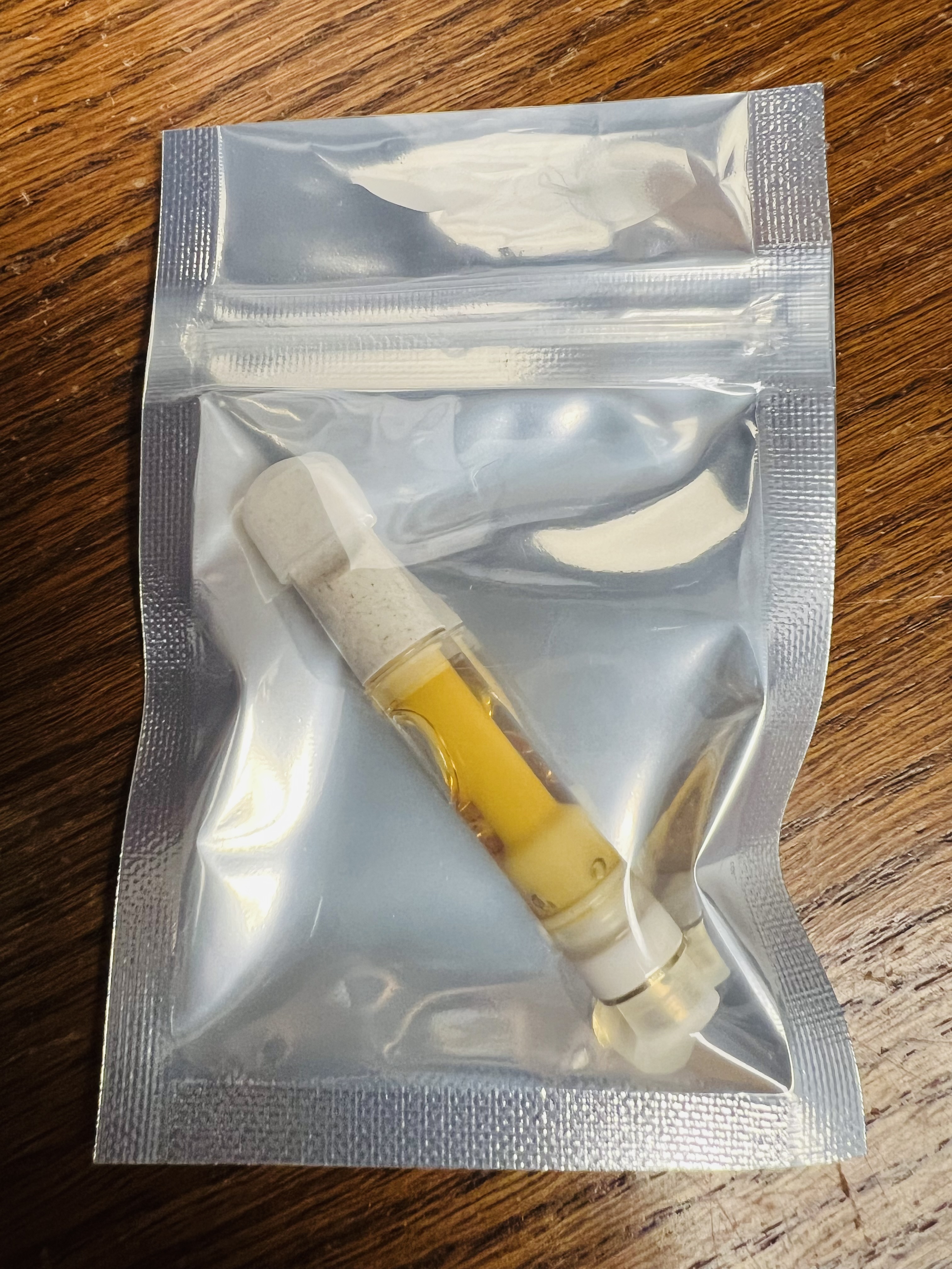 Photograph of product: Bubba Kush CLR .9g Cartridge