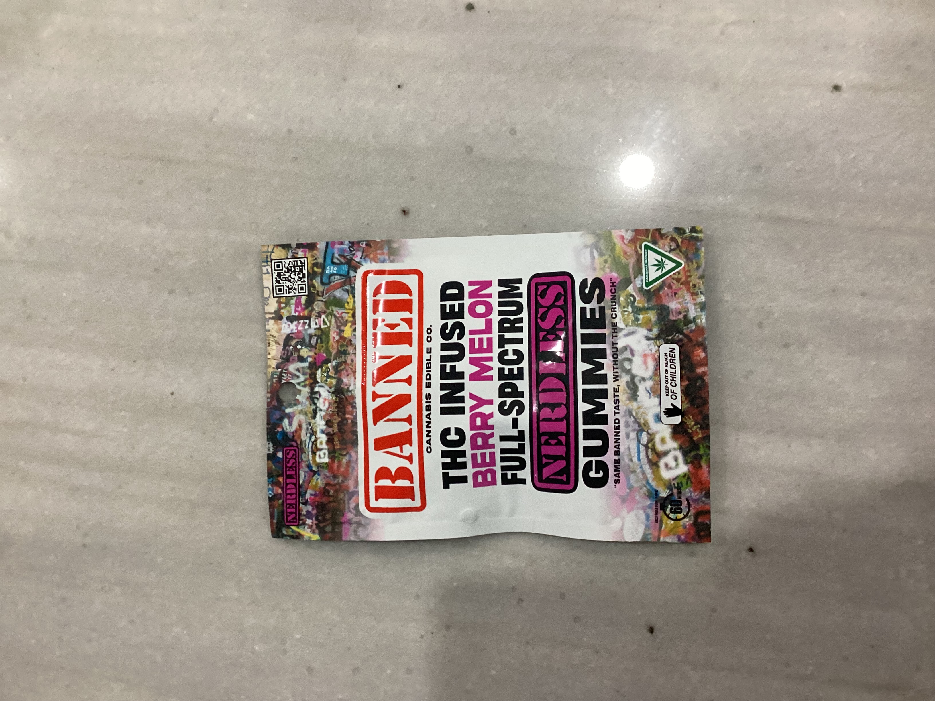 Photograph of product: BANNED | NERDLESS GUMMIES | 200MG | BERRY MELON