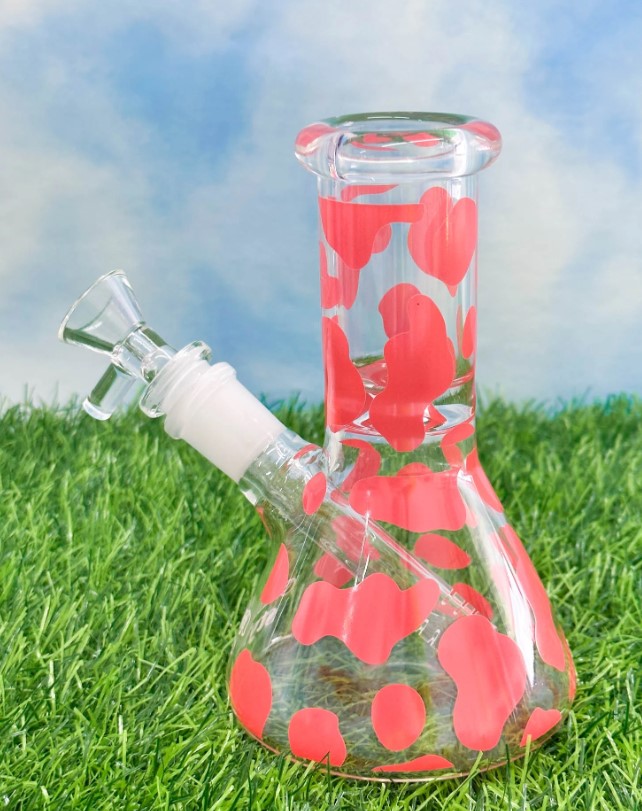 Photograph of product: MINI PINK COW BONG