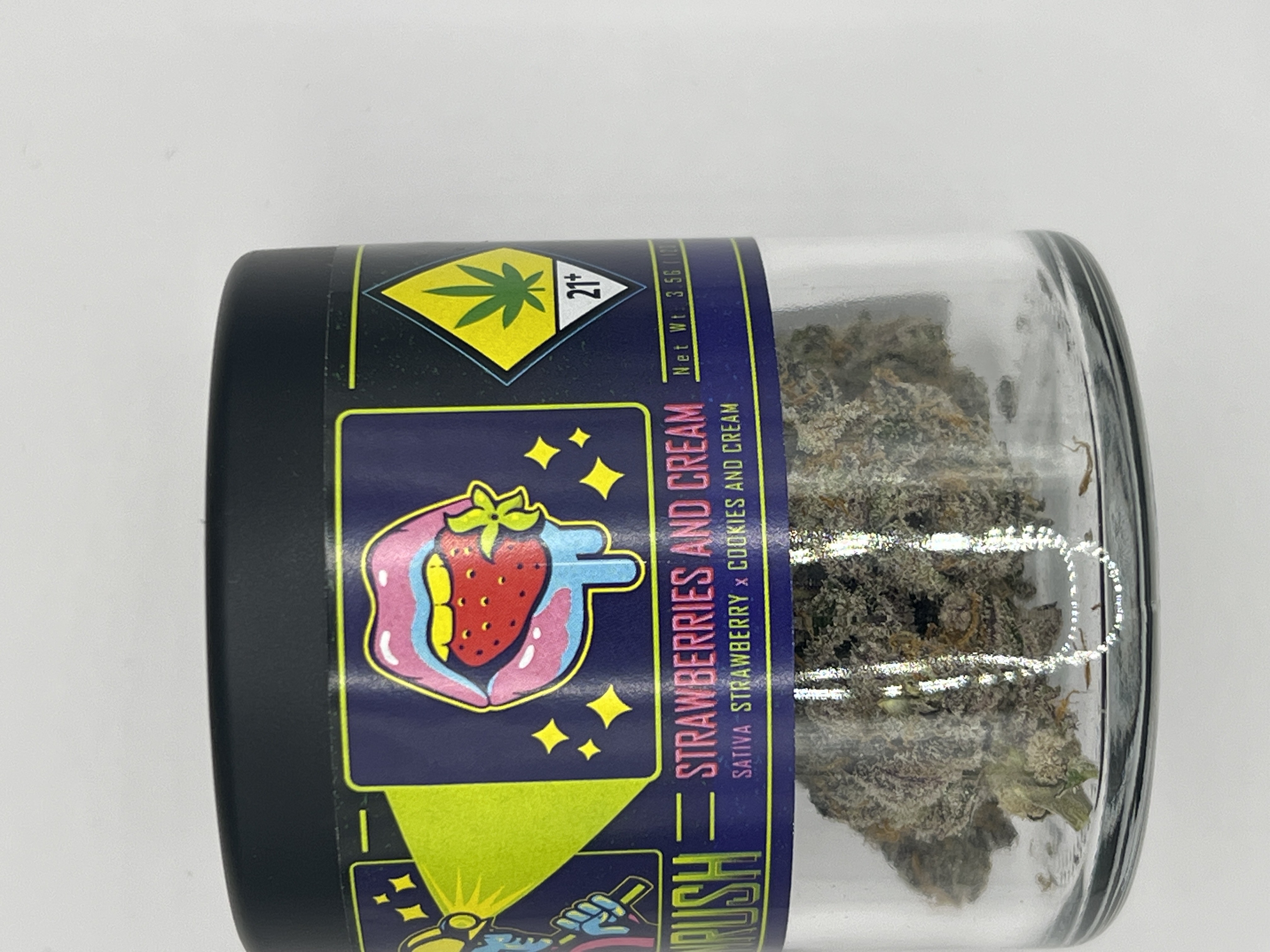 Photograph of product: Green Rush - Strawberries & Cream Flower - 3.5g