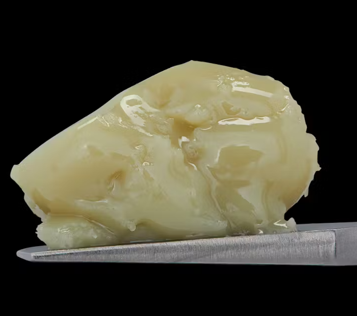 Photograph of product: Master Makers Signature Series Cold Cure Alien OG Live Rosin 1g