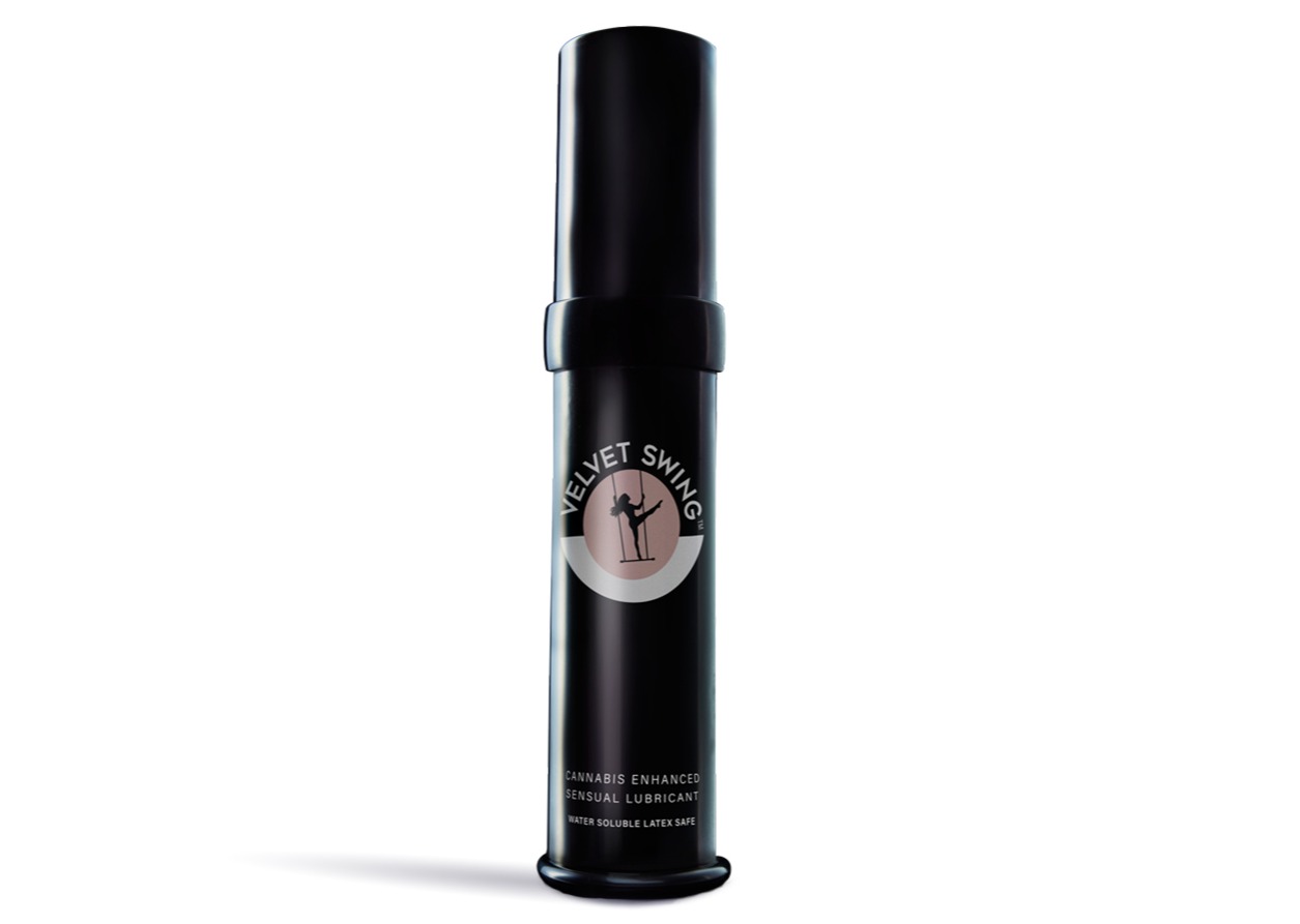 Photograph of product: Velvet Swing Lubricant Topical 100mg