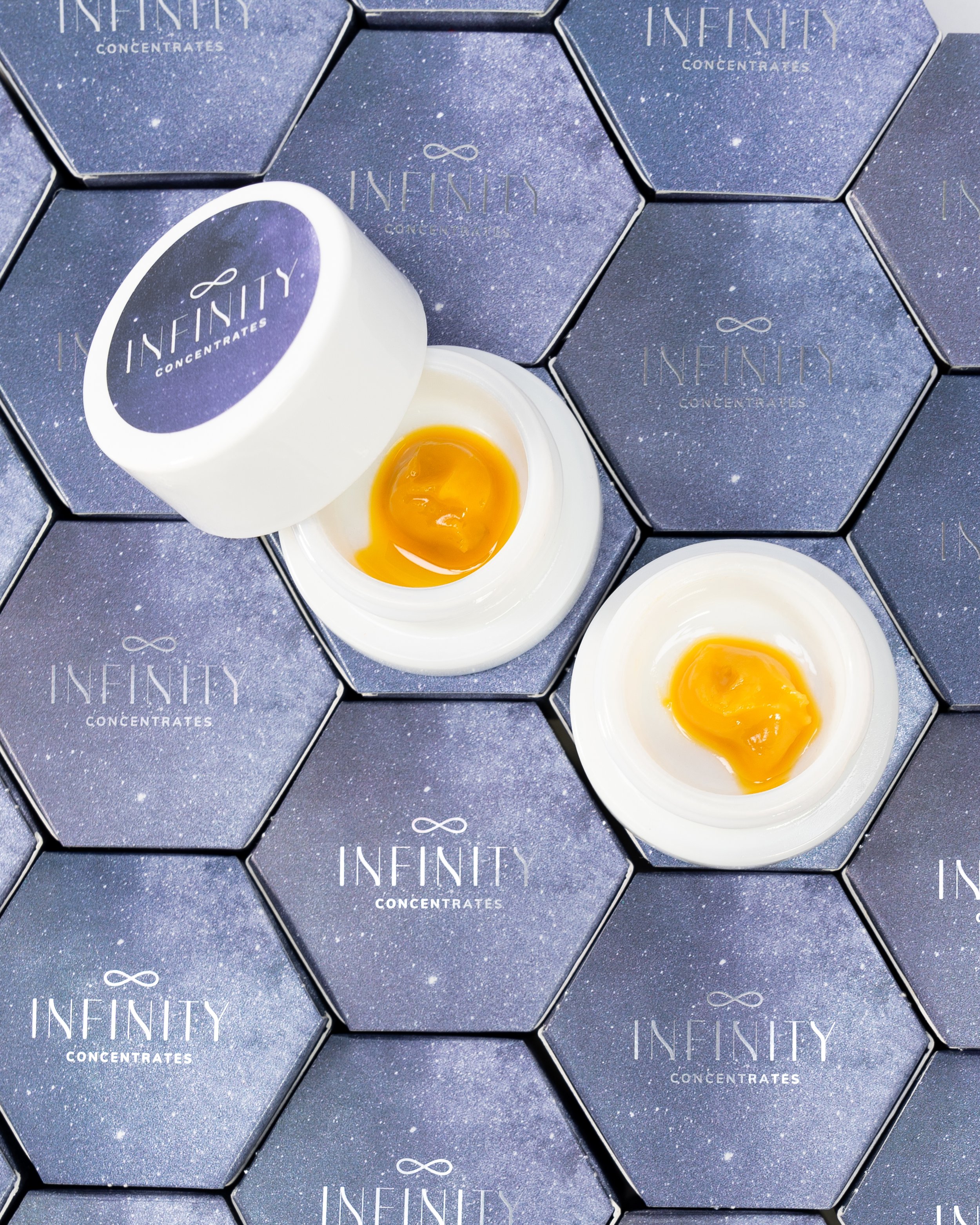 Photograph of Product: Infinity: Live Concentrate | Grape Cream Cake | Badder | 1g