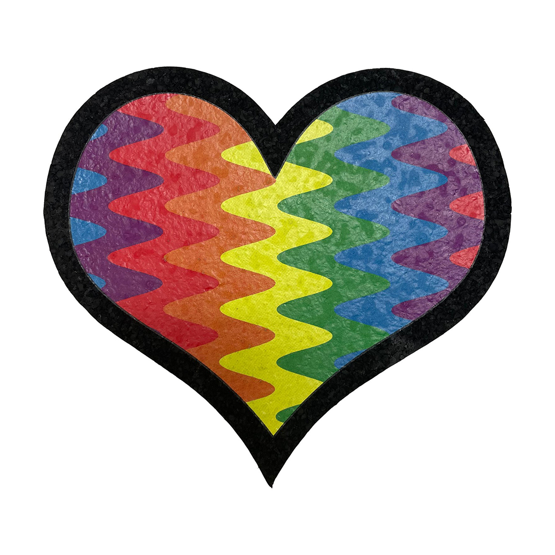 Photograph of product: 8" WigWag Rainbow Heart Dab Mat