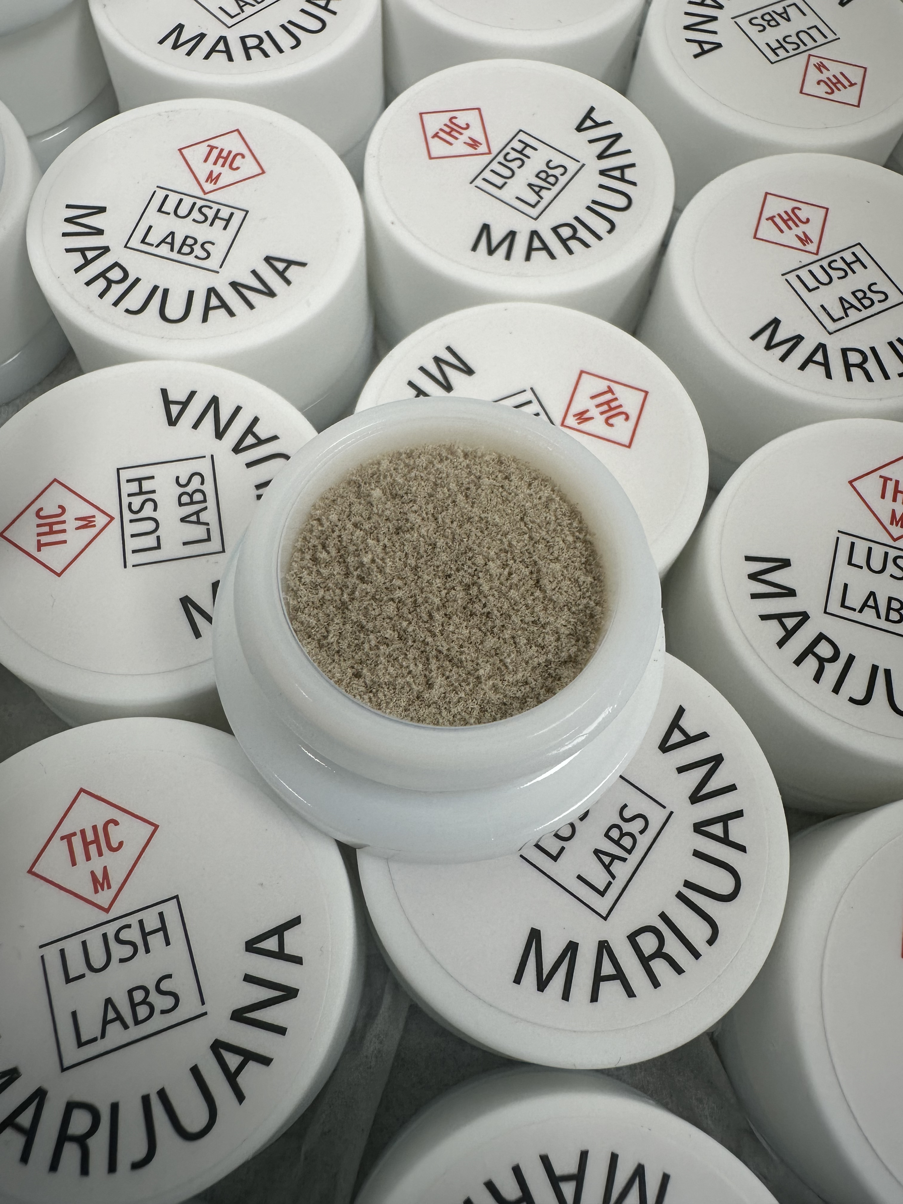 Photograph of product: Lush Labs - Sunshine Tea - Moon Sand