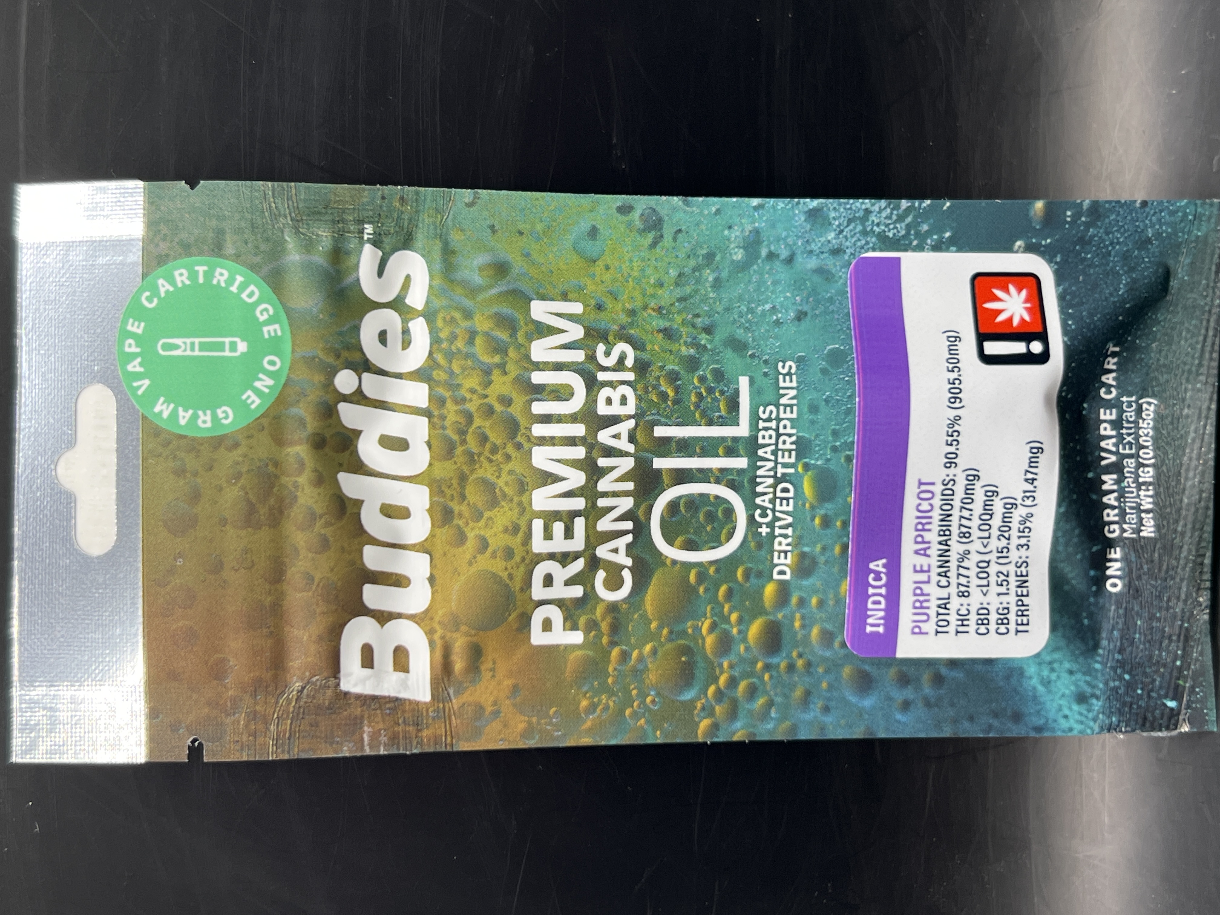 Photograph of product: Buddies Purple Apricot Premium Oui'd Oil Cartridge