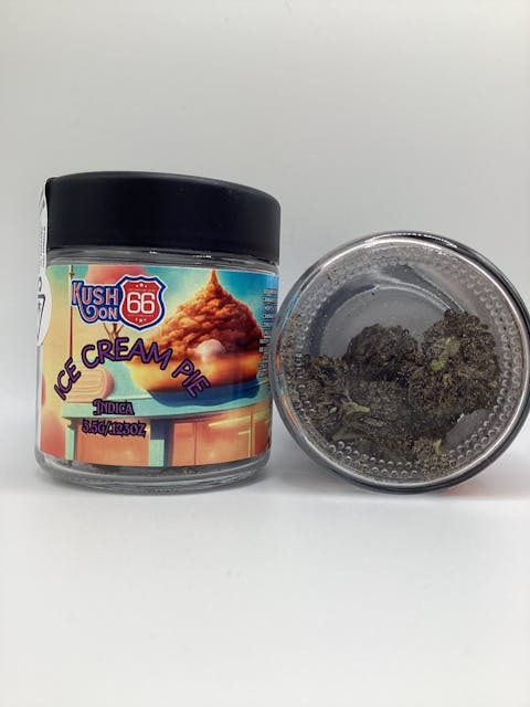 Photograph of product: Ice Cream Pie - 3.5g - 