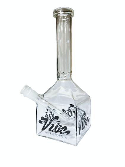 Photograph of product: VIBE SQUARE BOTTOM BONG