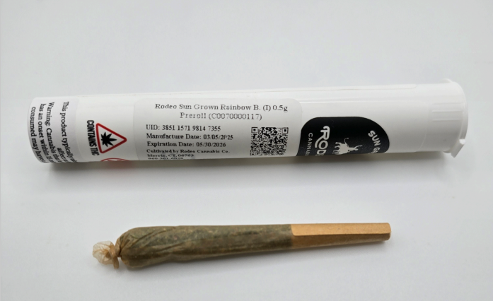 Photograph of product: Rodeo Sun Grown Rainbow B. (I) 0.5g Preroll (C0070000117)