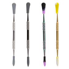 Photograph of product: Ooze Silicone Sleeve Dab Tool