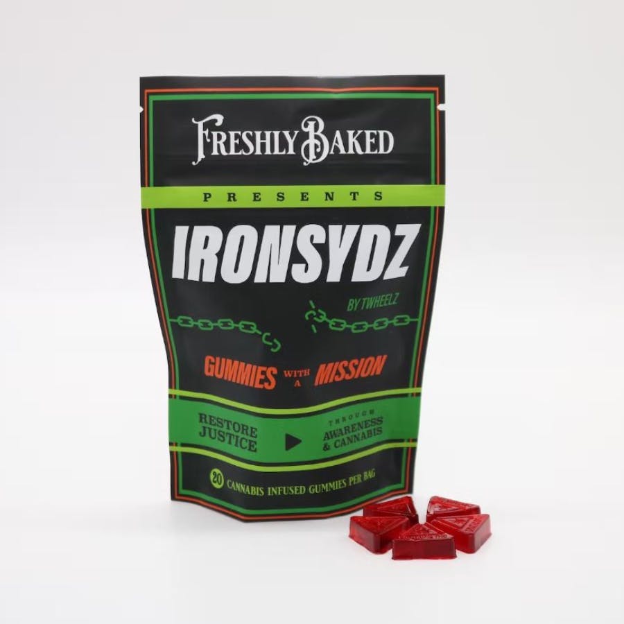 Photograph of product: Uptown Berry Twist Live Resin Gummies