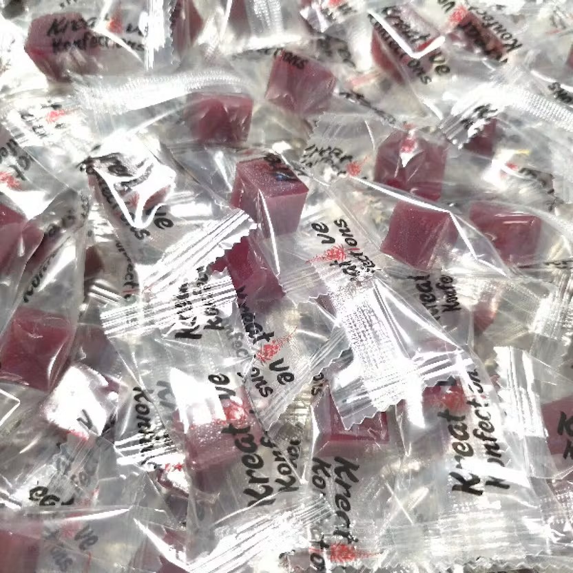 Photograph of product: (S) Heavenly Grape 1:1 Chew - 10 Pack 100mg