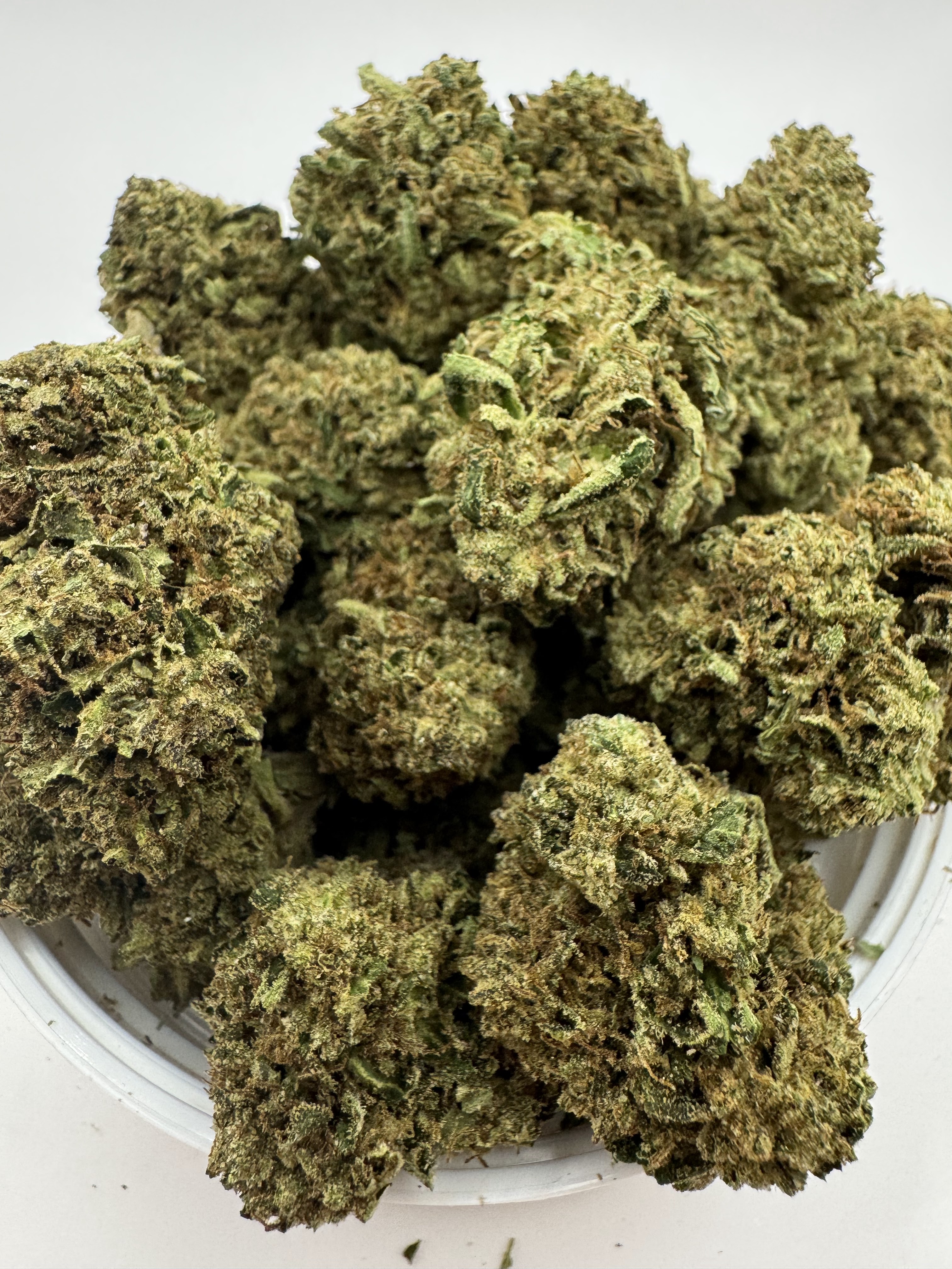 Photograph of product: Williams Wonder Farm | Oui'd | Green Crack - 1g