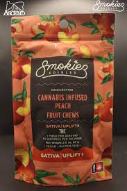 Photograph of product: Smokiez - Sweet Peach - 100mg TH-oui 10pk Gummy by Smokiez