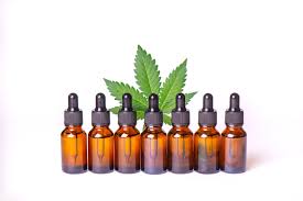 Photograph of product: Emerald Bay Extract | Ice Cream Cake | RSO Syringe |
