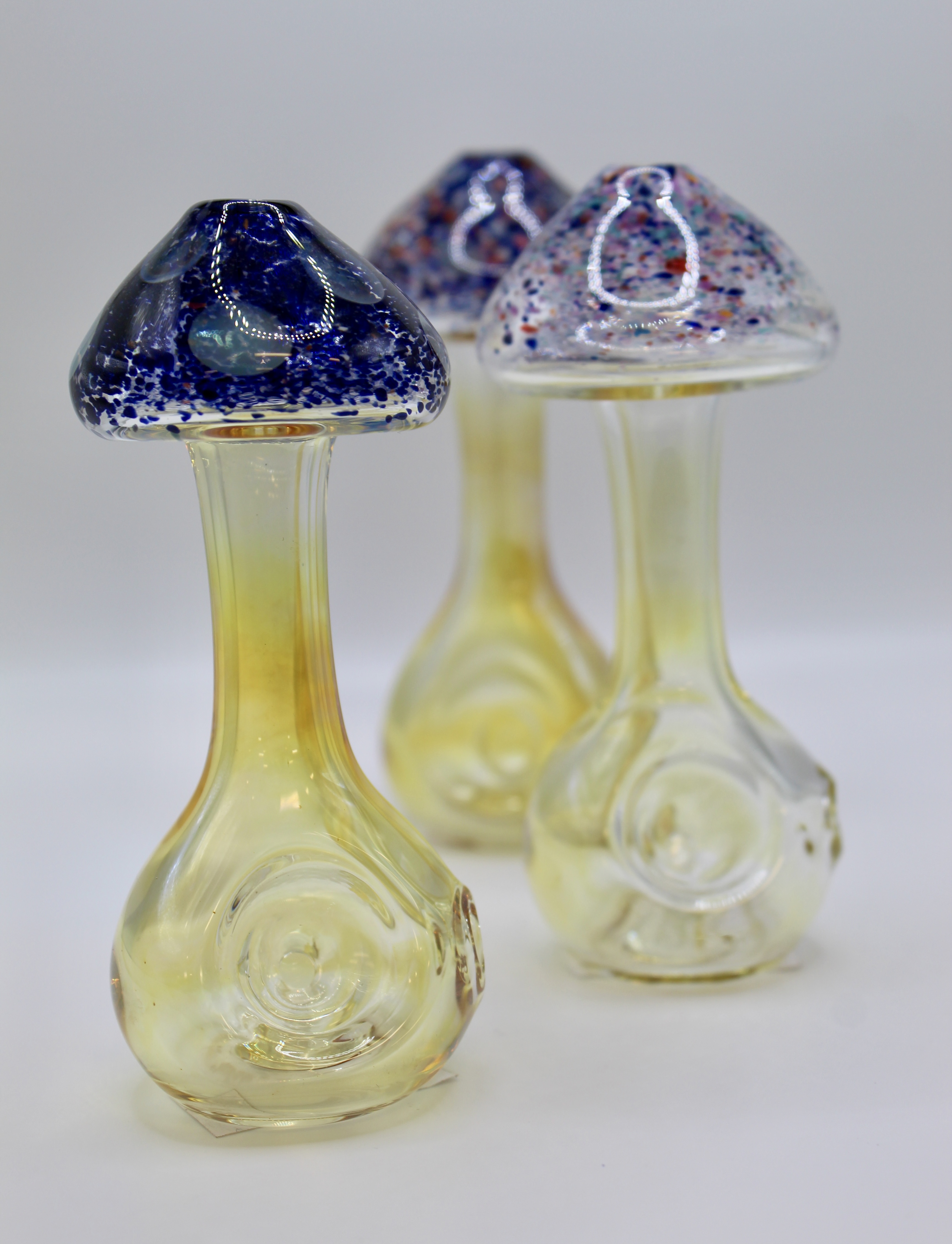 Photograph of product: Fume Color Mushroom Pipe by MAD Glass | TAX INCLUDED