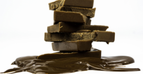 Photograph of product: Midnight Bar - Rich Dark Chocolate 200mg