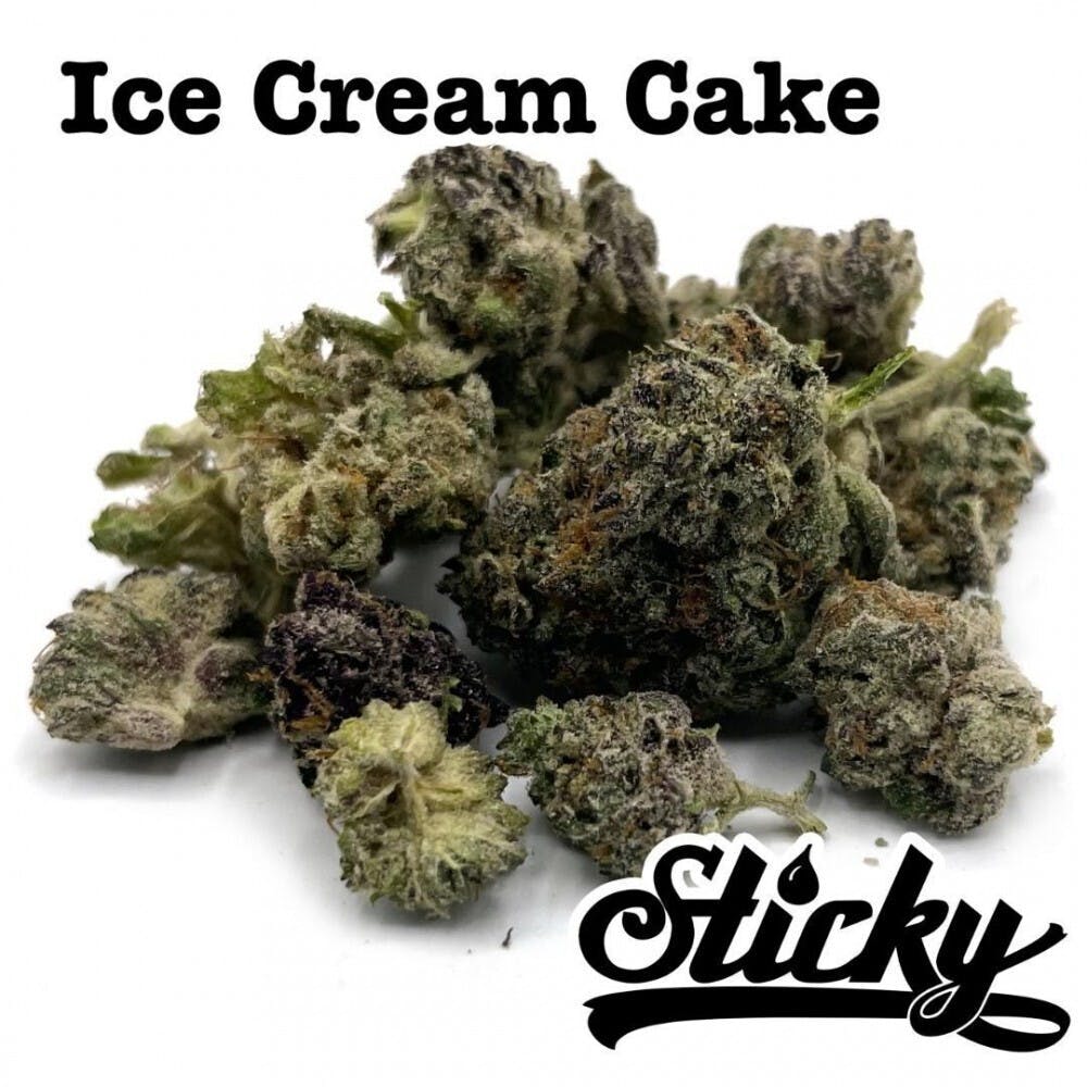 Photograph of product: REC Chief Ice Cream Cake Prepacked 3.5g