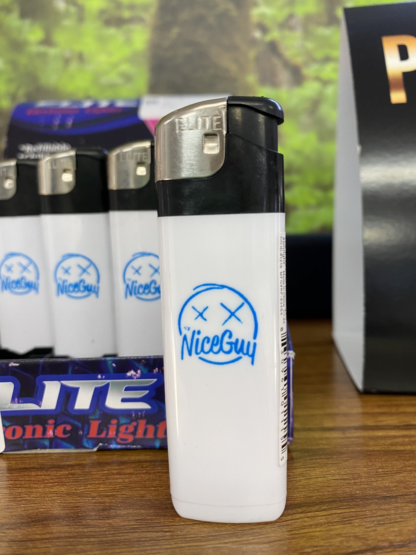 Photograph of product: MNG - BRANDED LIGHTER