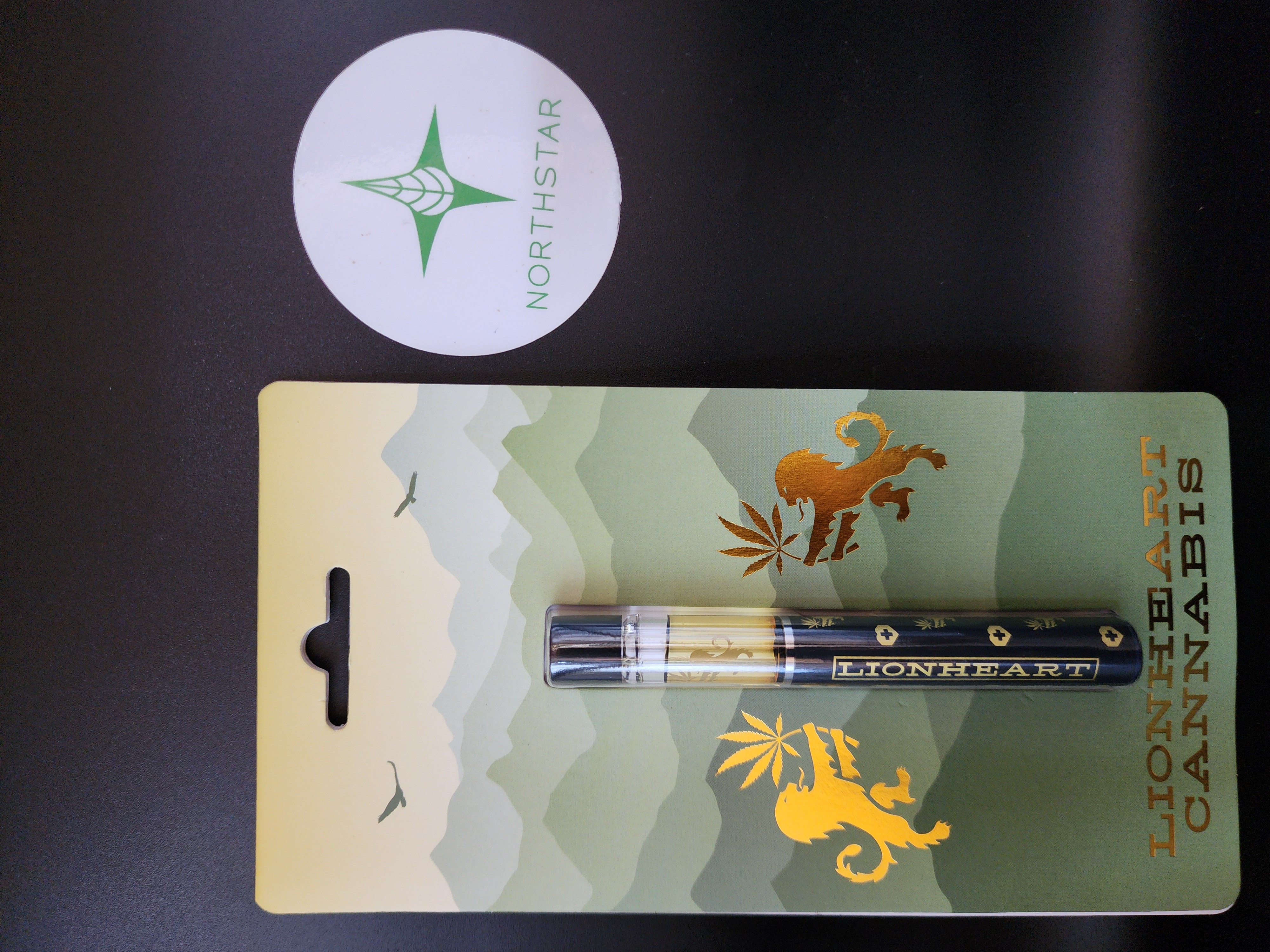 Photograph of product: .5g Disposable Vape - Superglue - Lionheart