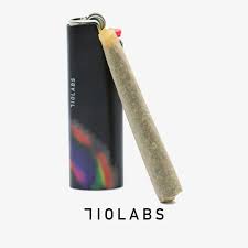 Photograph of product: Persy Infused Doink - - Rick Jamez #3 + Banana Punch #4 (710 Labs)