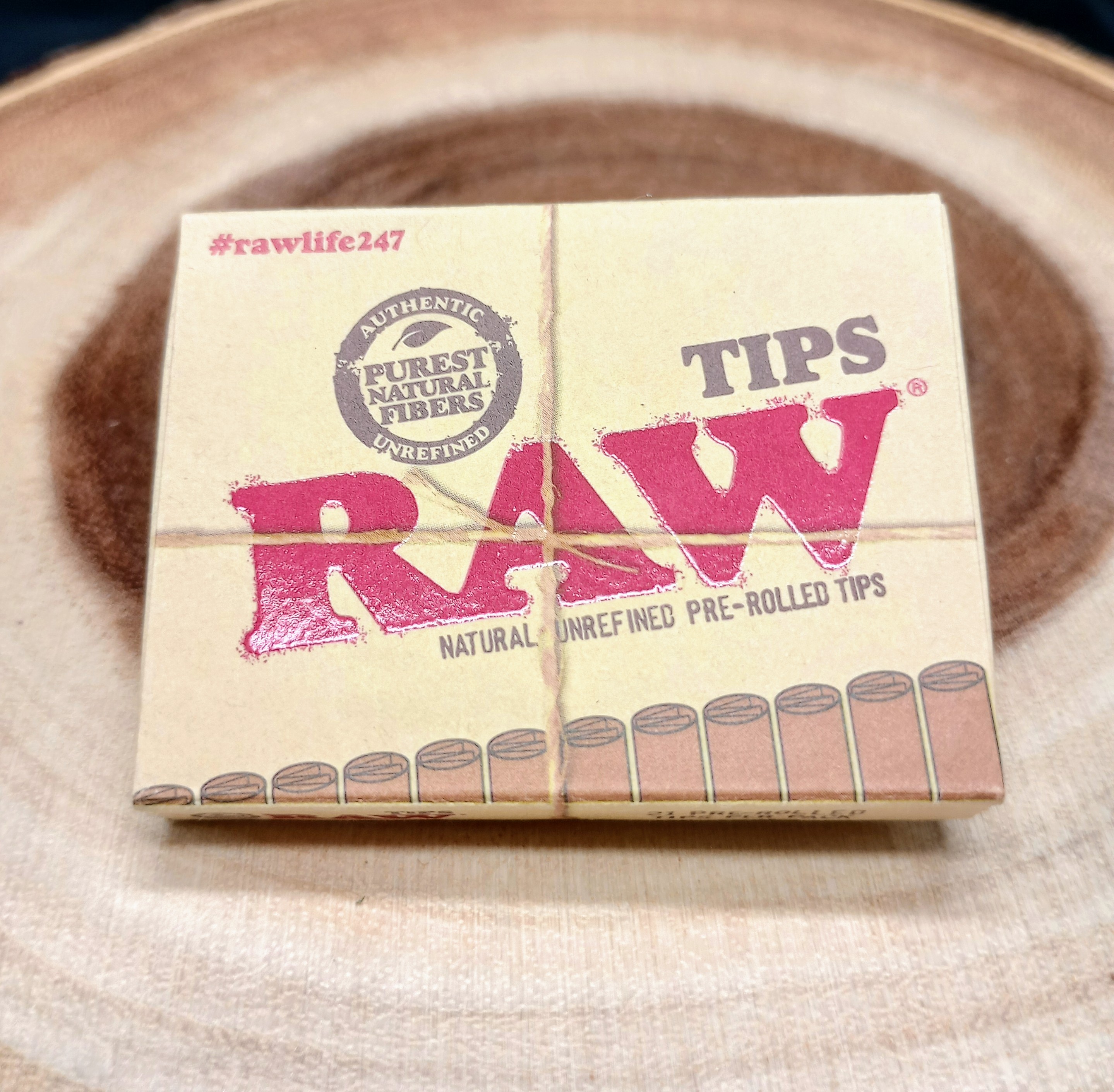 Photograph of product: RAW Pre-Roll Tips