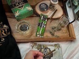 Photograph of product: Accessories - Billionaire Hemp Wraps - OG Kush 2pk