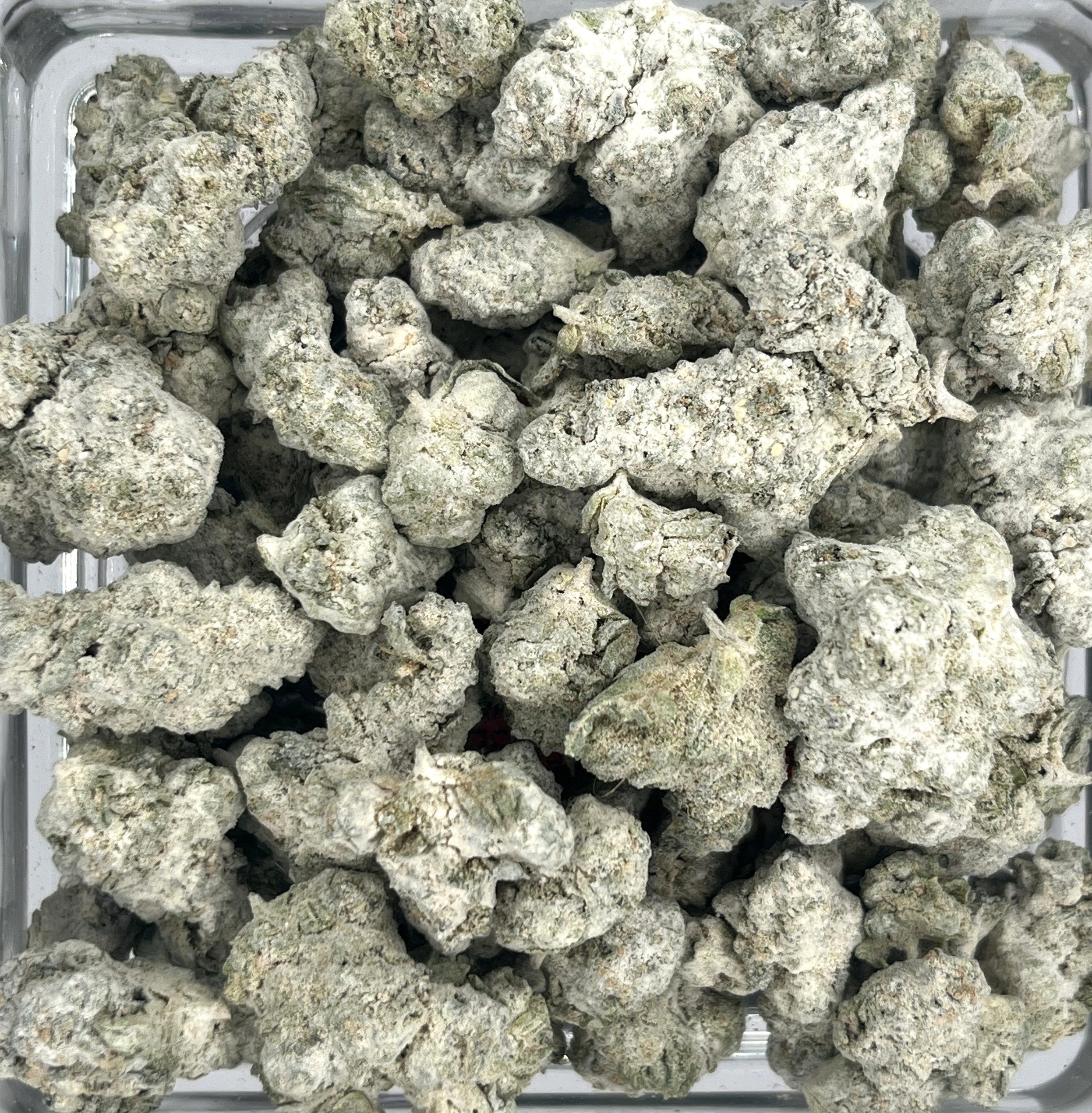Photograph of product: Fresh Canna - Apple Snowcaps (smalls) - 28g
