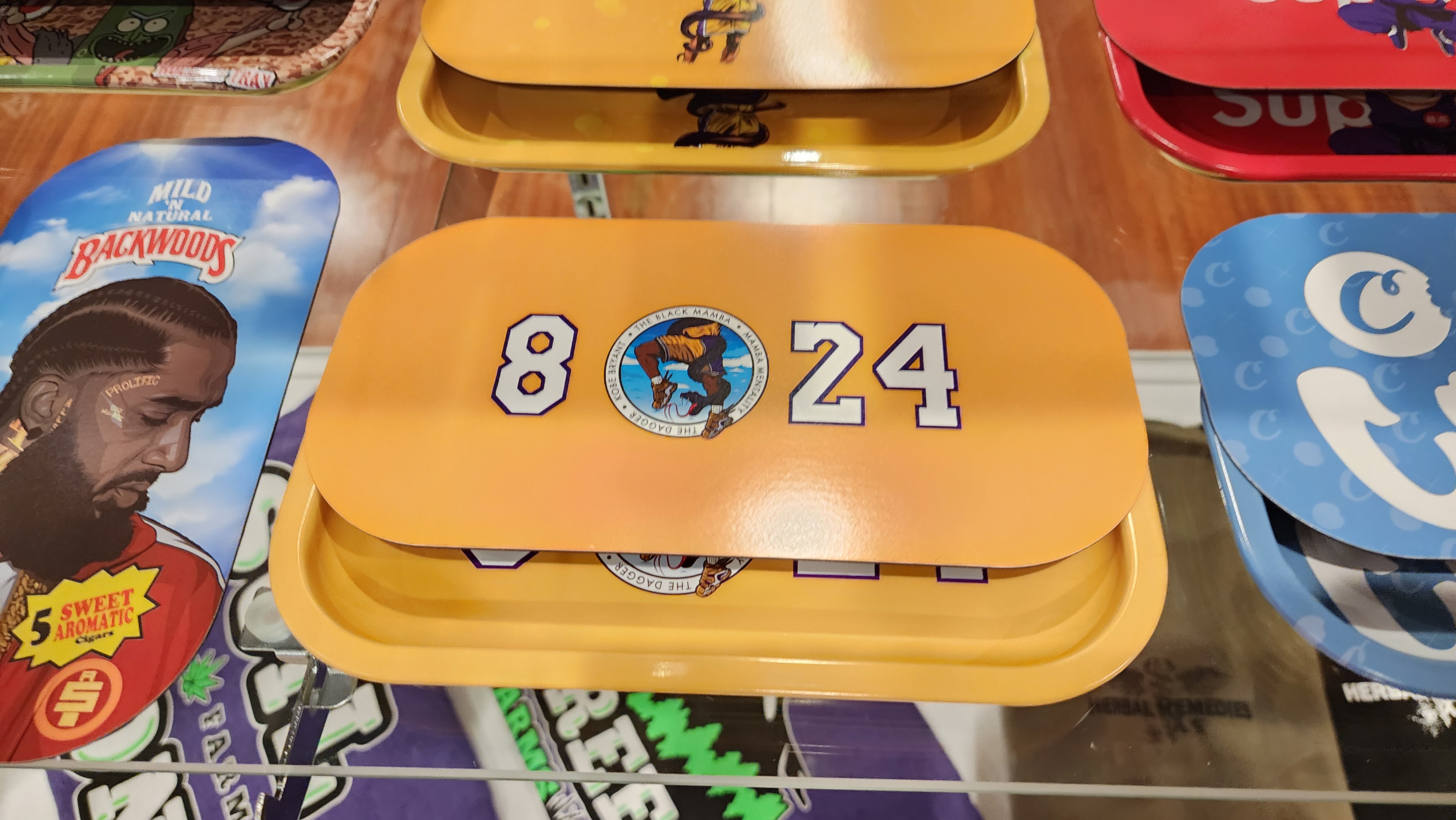 Photograph of product: Small KOBE Themed Magnetic Rolling Tray