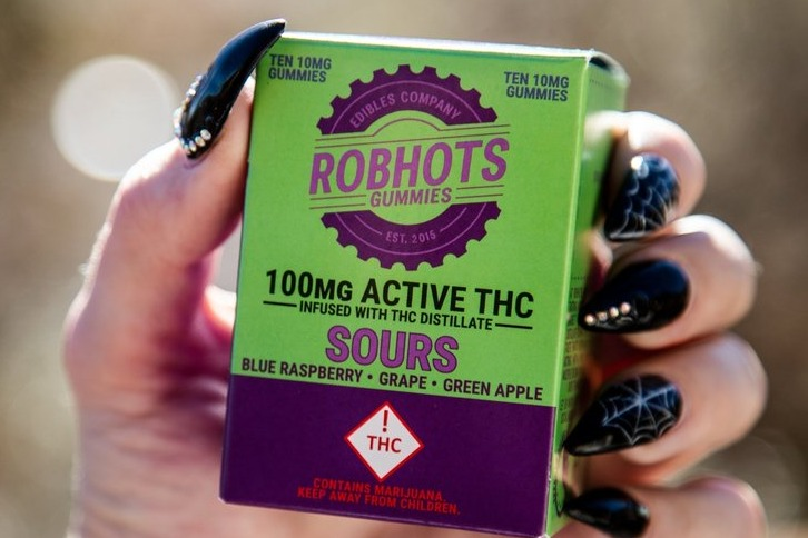Photograph of product: Robhots Sours Gummies 100mg (H)