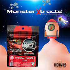 Photograph of product: Monster Xtracts - Blaster Naut Gummies - Tropical Thunder - 200MG
